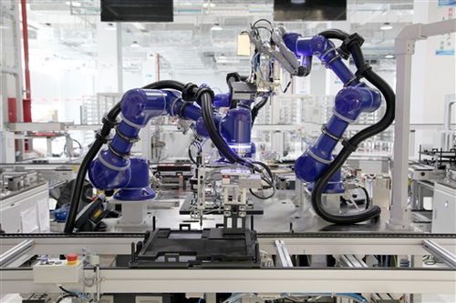 中科可控智能產線投產暨首臺安全可靠服務器下線