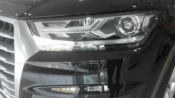 2016款?yuàn)W迪Q7歐規(guī)59萬(wàn)起售 車(chē)底防護(hù)板的細(xì)致考量